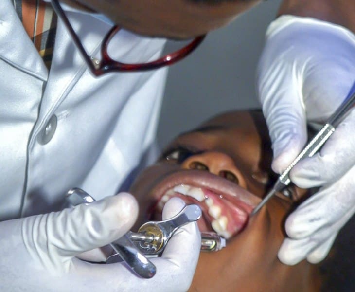 Jak oprogramowanie dentystyczne wpływa na pracę z ubezpieczycielami?